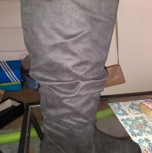 Soda black scrunchie boots 7